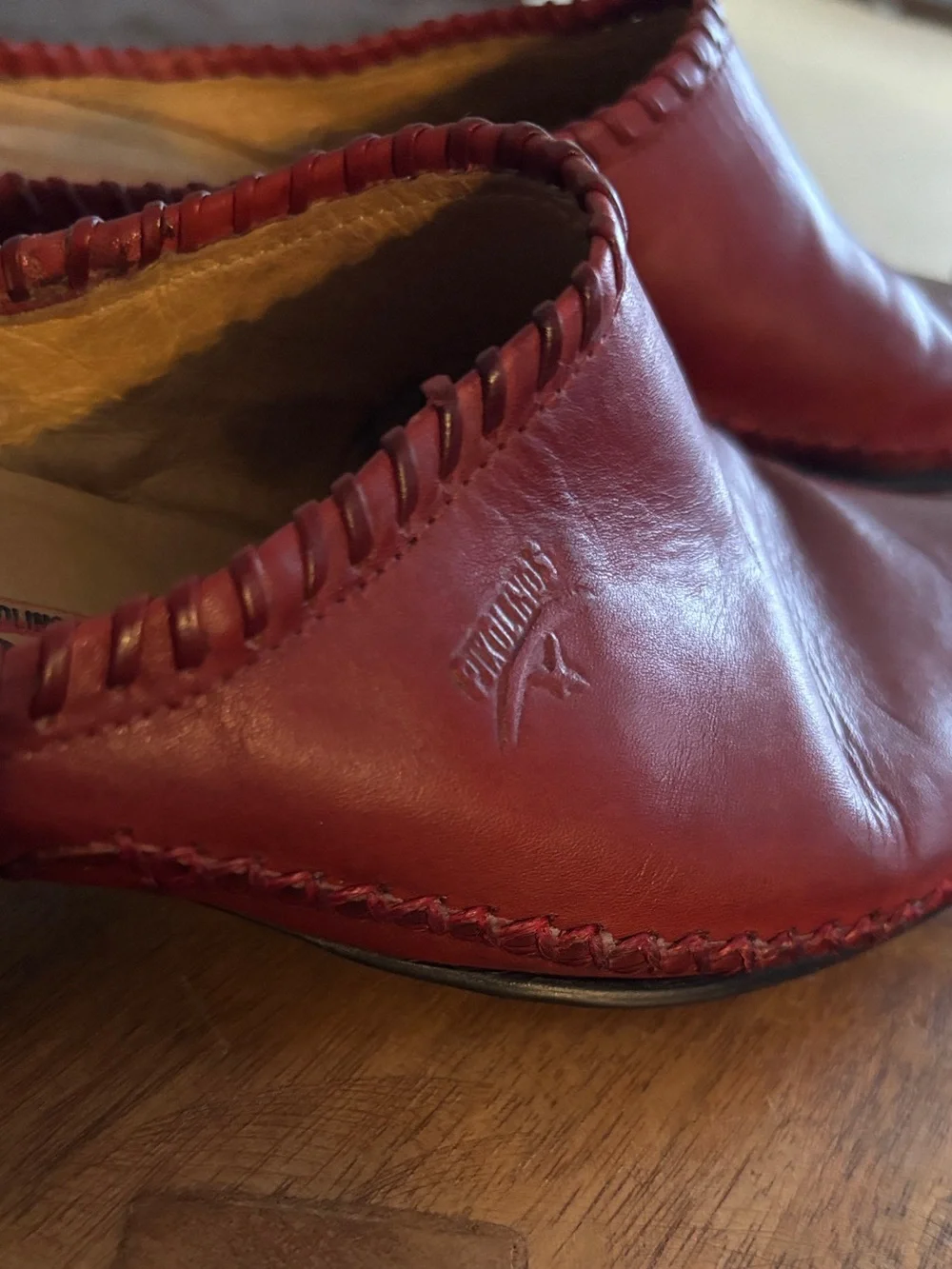 Women’s Pikolinos dark red slip-on mules size EU 37